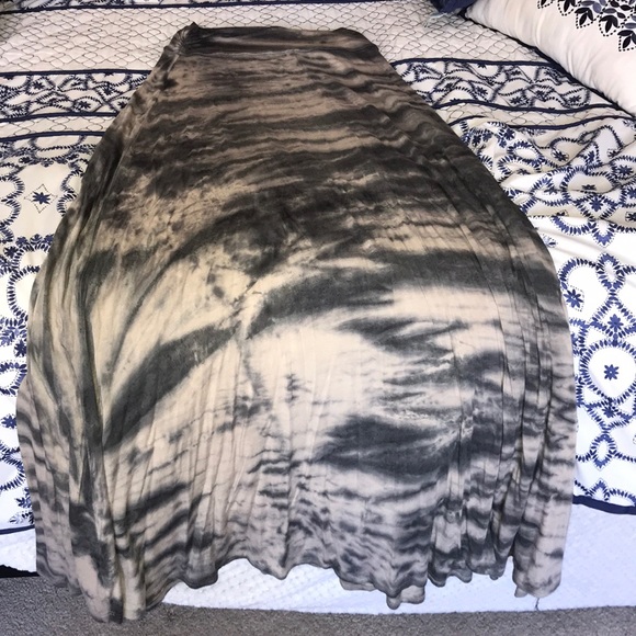 Maxi skirt - Picture 2 of 4